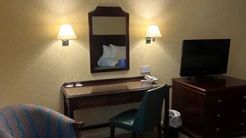 Desk, laptop workspace, free WiFi