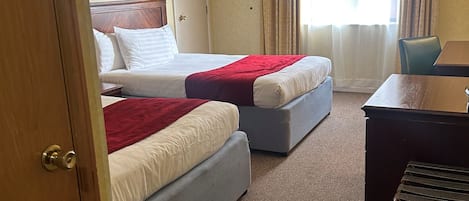 Desk, laptop workspace, free WiFi