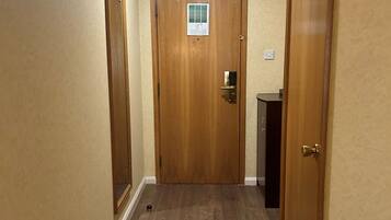 Desk, laptop workspace, free WiFi