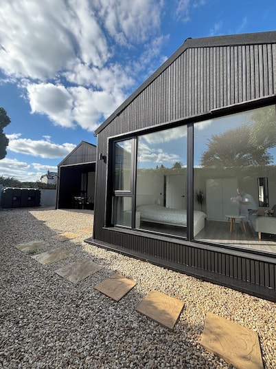 Deerpark Villa Six Bed Four Bathrooms Sleeps Sixteen