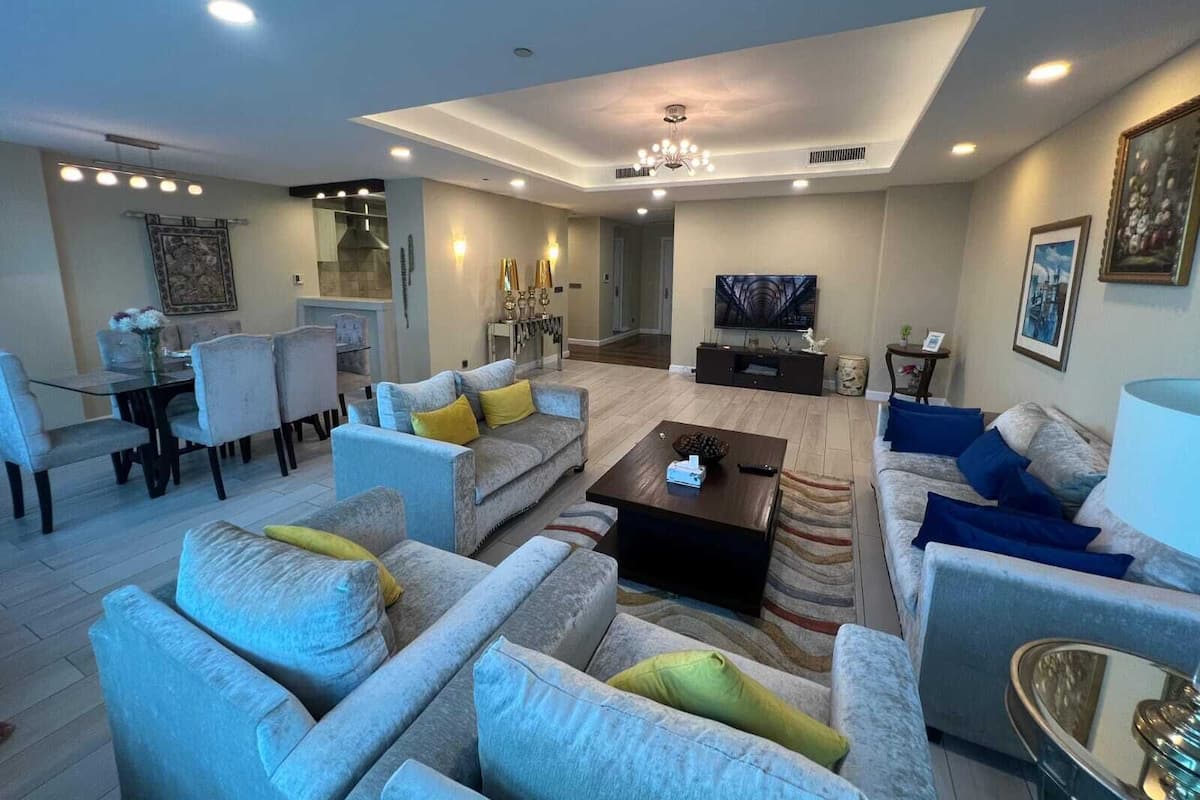 Family Apartment, Mountain View | Interior