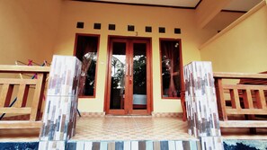 Chambre Double Économique | Terrasse/Patio