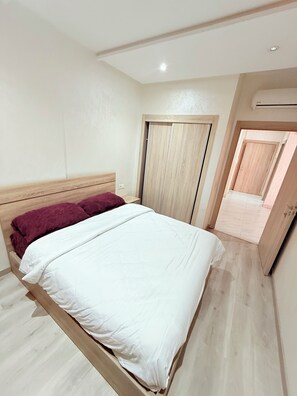 1 bedroom, free WiFi, bed sheets