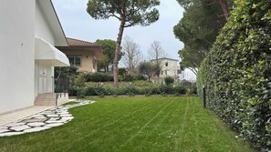 Jardines del alojamiento