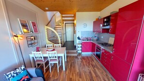 Apartment, 3 Bedrooms, Balcony, Lake View | Dining room - Terraced House With Private Garden (Villanuova sul Clisi)