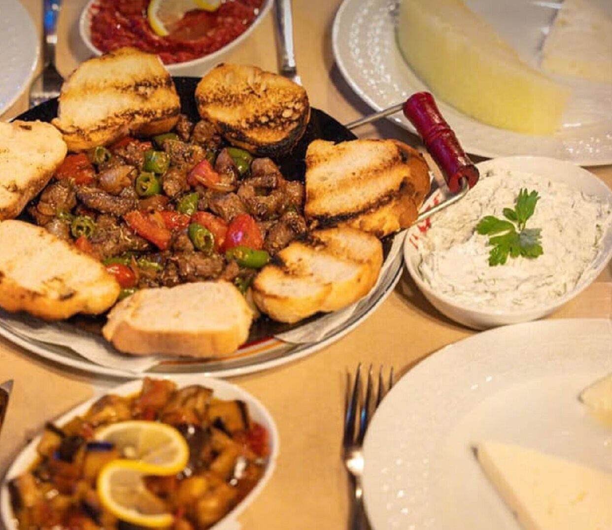 Foto - Kayibeyi̇ Hotel & Restaurant