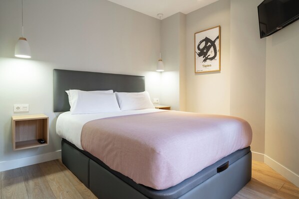 Apartment, 1 Doppelbett und Schlafsofa | Individuell dekoriert, individuell eingerichtet, Schreibtisch