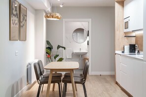 Private kitchen - Limehome Bilbao Tristan de Leguizamon (Bilbao)