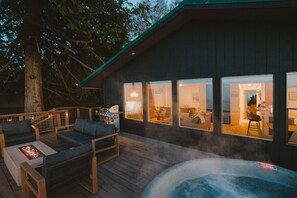 Terrace/patio - Private Blufftop · Oceanview Hot Tub · Fire Pit (Port Angeles)