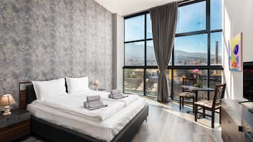 Quarto casal luxo, vista para a cidade | Wi-Fi de cortesia