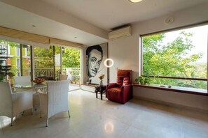 Interior - Luxurious 2BHK Apt. in Candolim by Rampals (Candolim)