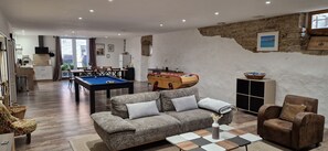 Living area - Une autre maison (Pupillin)