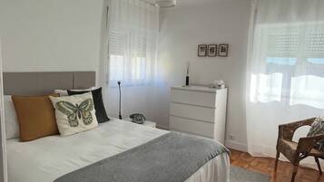 2 quartos, ferros/tábuas de passar roupa, berço de viagem, Wi-Fi