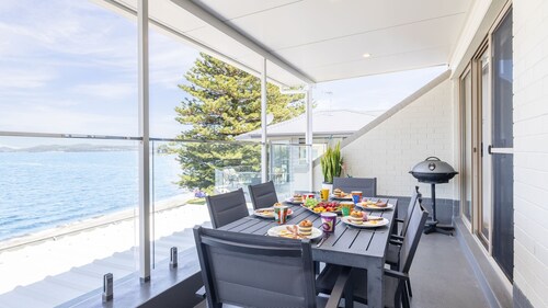 Casuarina's 6, 33 Soldiers Point Rd - stunning waterfront unit