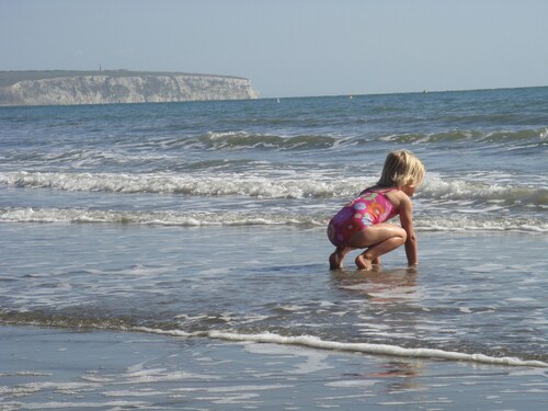 3BR Cosy Coastal Cottage With Wifi, Parking