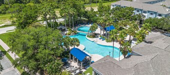 Spacious 2-Bed/2-Bath Tampa Apartment: Comfort Meets Convenience for Corporate Travelers