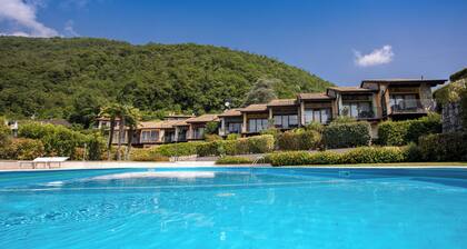 Terraced House With Shared Pool