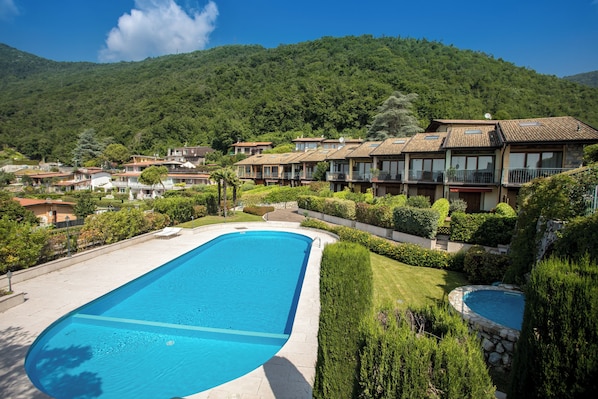 Apartment, 3 Bedrooms, Balcony, Lake View | Pool | Outdoor pool - Terraced House With Shared Pool (Villanuova sul Clisi)