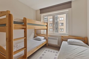 2 bedrooms, internet