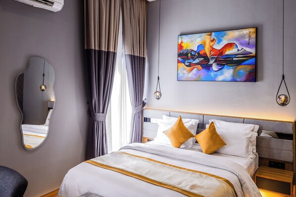 Deluxe Room | Desk, laptop workspace, free WiFi