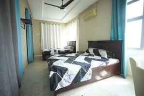 Comfort Double or Twin Room | Free WiFi