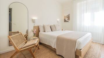 Apartment (2 Bedrooms) | 2 bedrooms, iron/ironing board, bed sheets