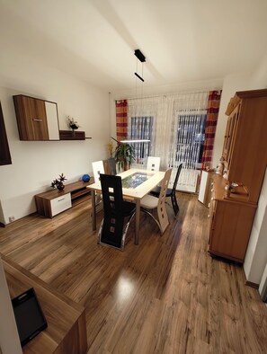 Dining - Perfect for families with children or fitters (Plettenberg)