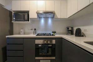 Apartment - Radiant 1BR With Deco in Miraflores (Lima)