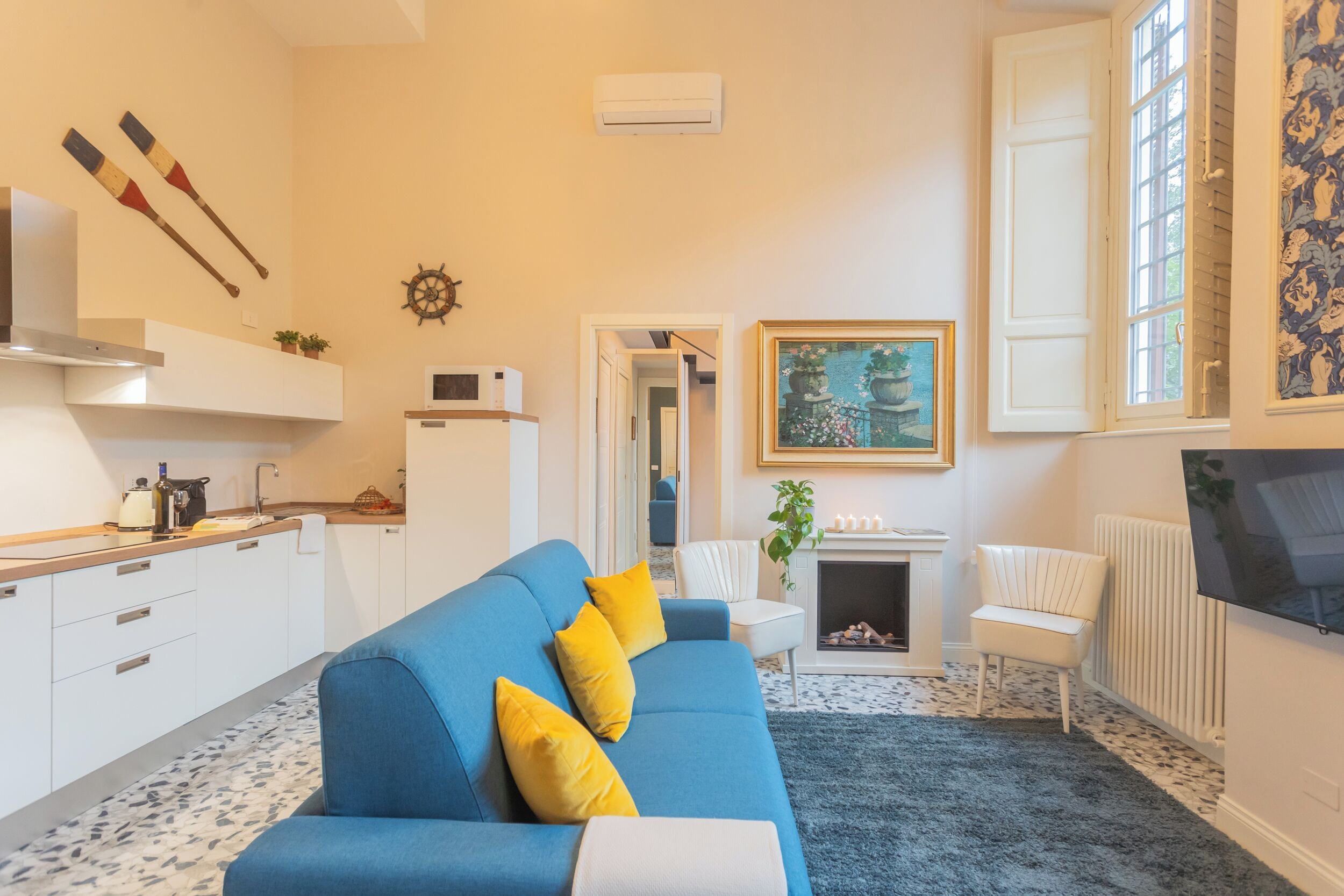 Apartment (Atena) | Living area | 32-inch flat-screen TV with cable channels