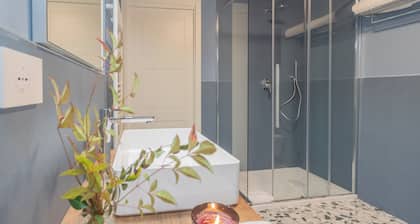 Cinque Giornate 70 Suites by Rent all Como