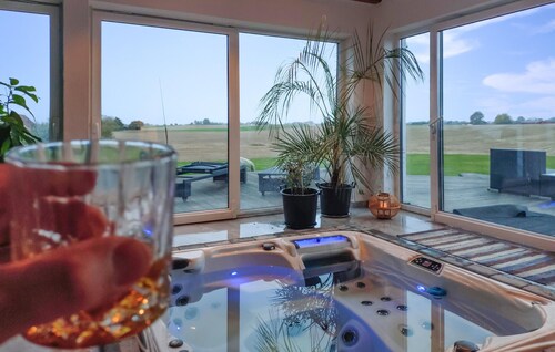 Stunning home in Hammenhög with sauna