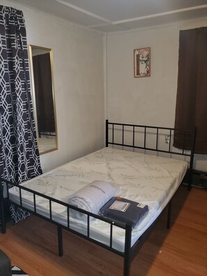 3 bedrooms, WiFi, bed sheets - 3-bedroom apartment in tranquil Waterville (Waterville)