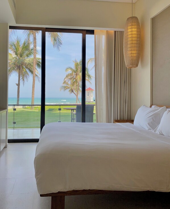 2 bedrooms, in-room safe, desk, iron/ironing board