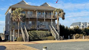 Exterior - Close Enough - 4BR, Dog Friendly, Hot Tub, Steps to the Atlantic Ocean (Surf City)