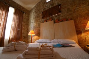 House | 1 bedroom, bed sheets