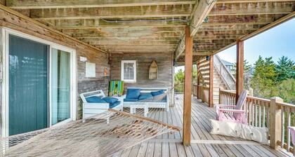 Rooftop Deck & Hot Tub: Outer Banks Family Getaway