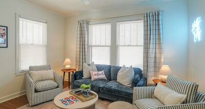 Walk to Oxford Square & Ole Miss: Central Home!