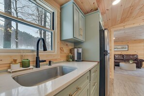 Interior - Explore Lakes & Beaches! Creekside Glen Arbor Home (Glen Arbor)