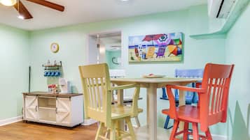 Apartment (1 Bedroom) | Interior