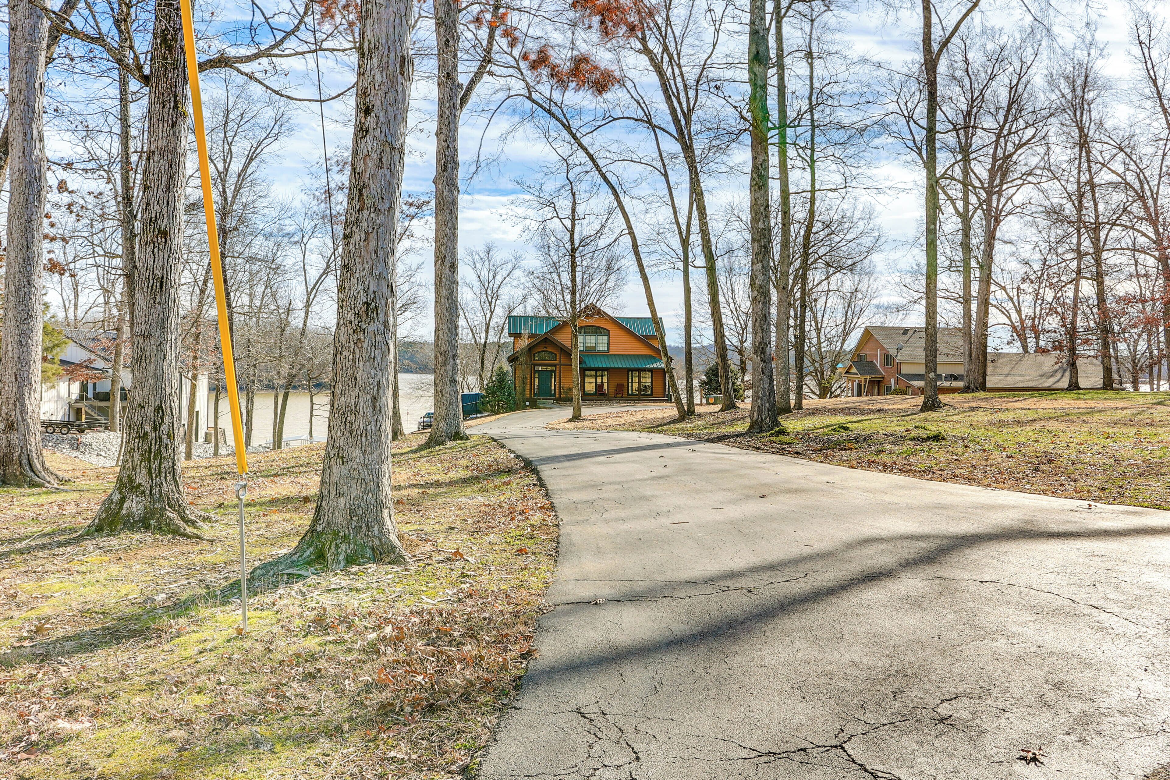 المنشأة من الداخل