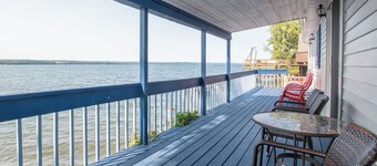 보트, 그릴 & 휴식: 카유가 호숫가 집!