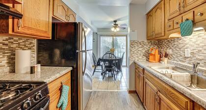 3 Mi to Credit Union 1 Amphitheatre: Suburban Stay