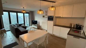 Apartemen | 2 kamar tidur dan internet