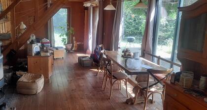 Country house "Au pied du Puech". Large plot, terrace and space!