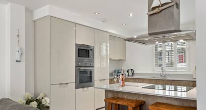Maes-y-berllan - Close to Village and Beach