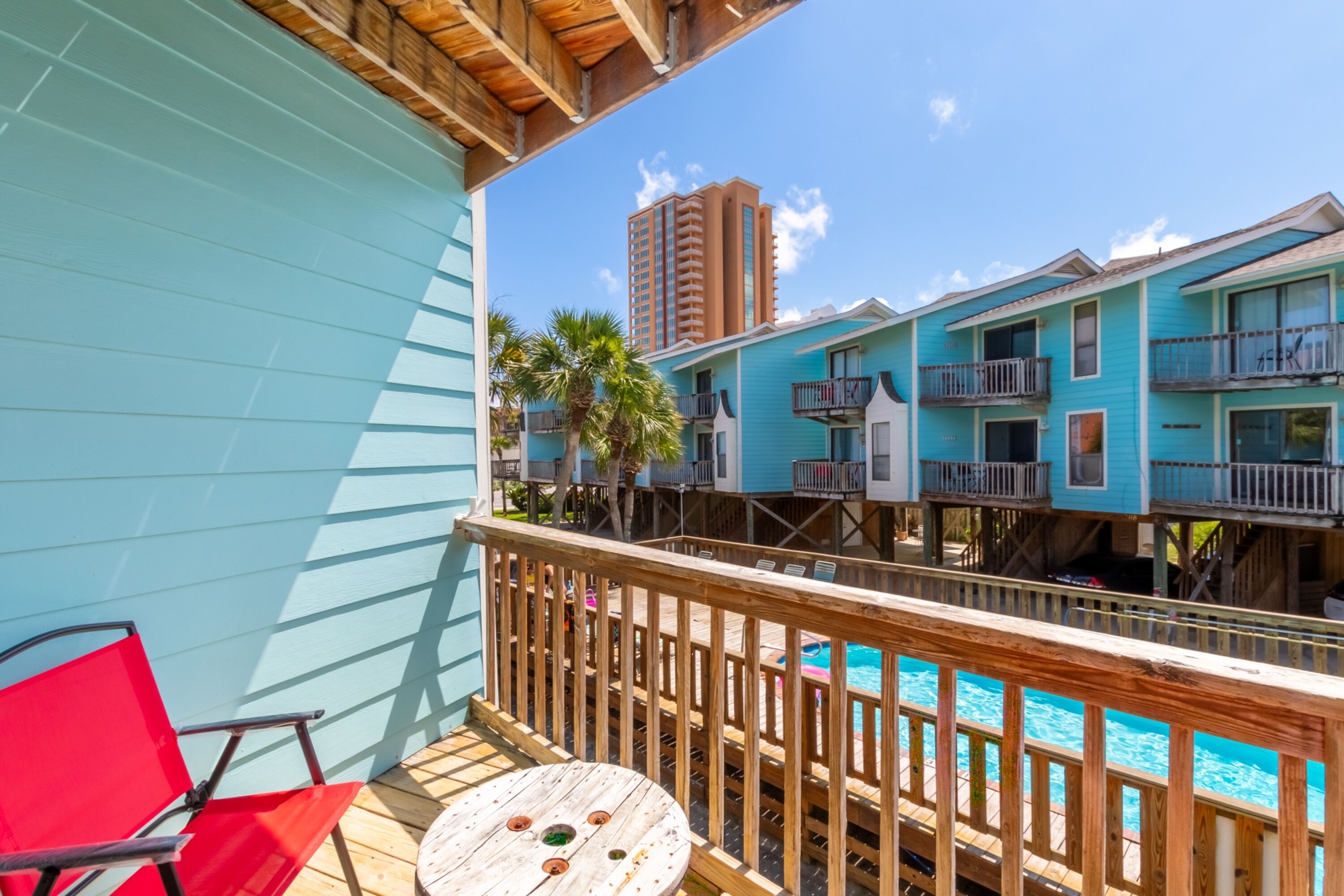 Deluxe Condo, 2 Bedrooms, Non Smoking, Pool Access | Balcony