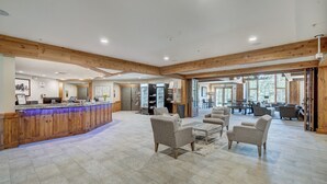 Condo, 3 phòng ngủ | Khu sảnh