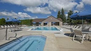 Condo, 3 quartos | Piscina