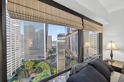 Chic Dt Honolulu Executive Condo 1 Bedroom Condo