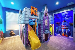 Children’s area - 2 Game Rooms+Movie Theater+Themed BRs+Pool/Spa (Davenport)